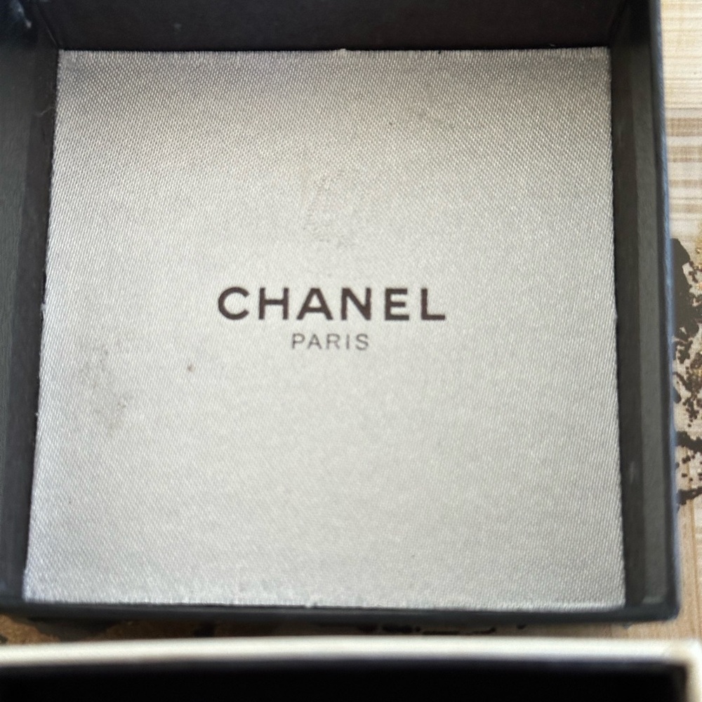 Chanel Coco Brooch 19C - Picture 6 of 9